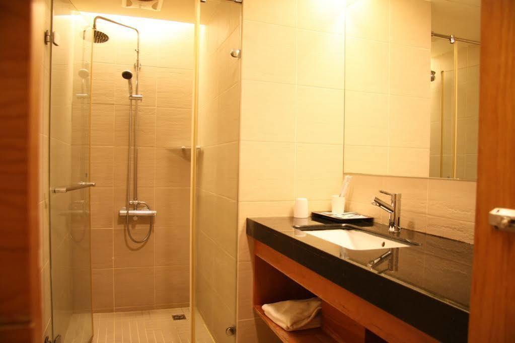 Vip 3* Taipei