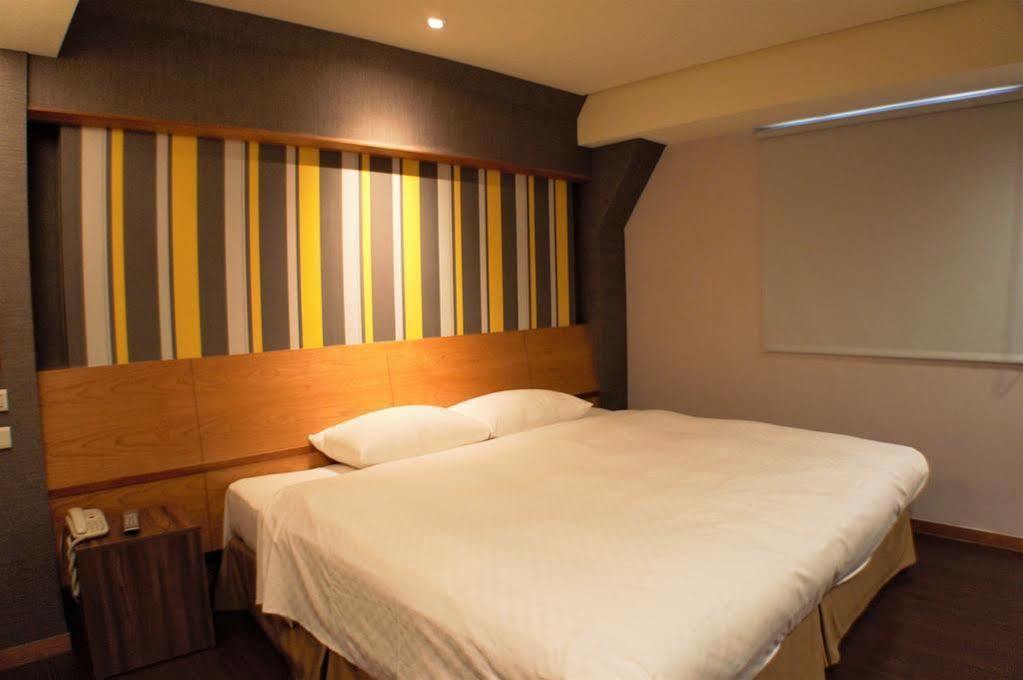 Vip 3* Taipei