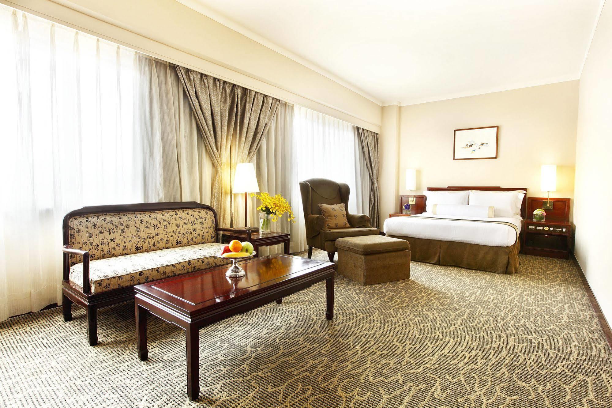 The Howard Plaza Hotel
