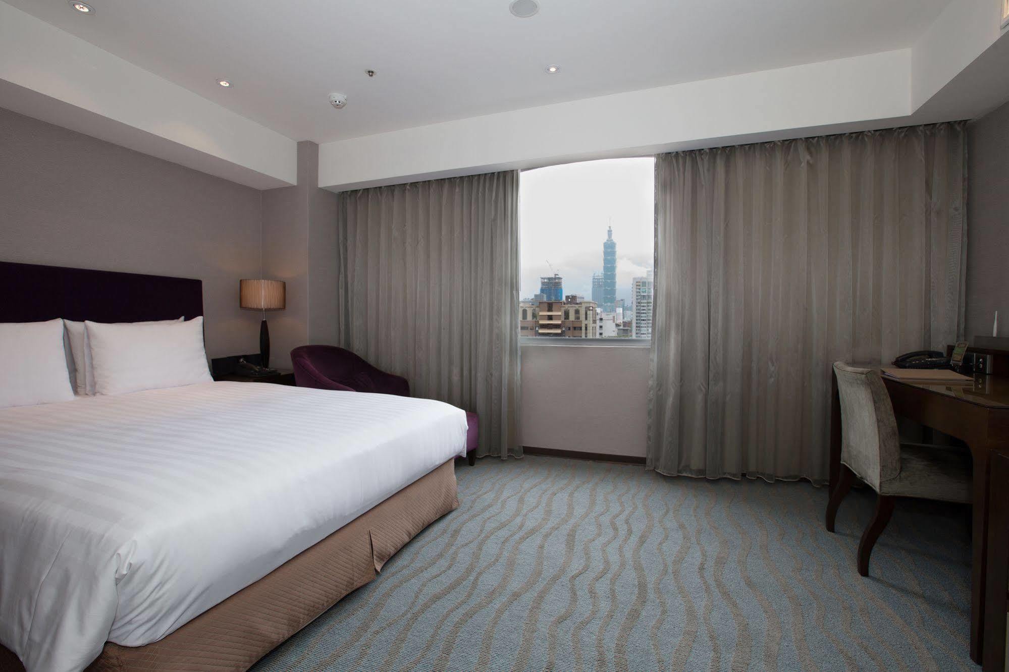 Hotel Fullerton - South 4*
