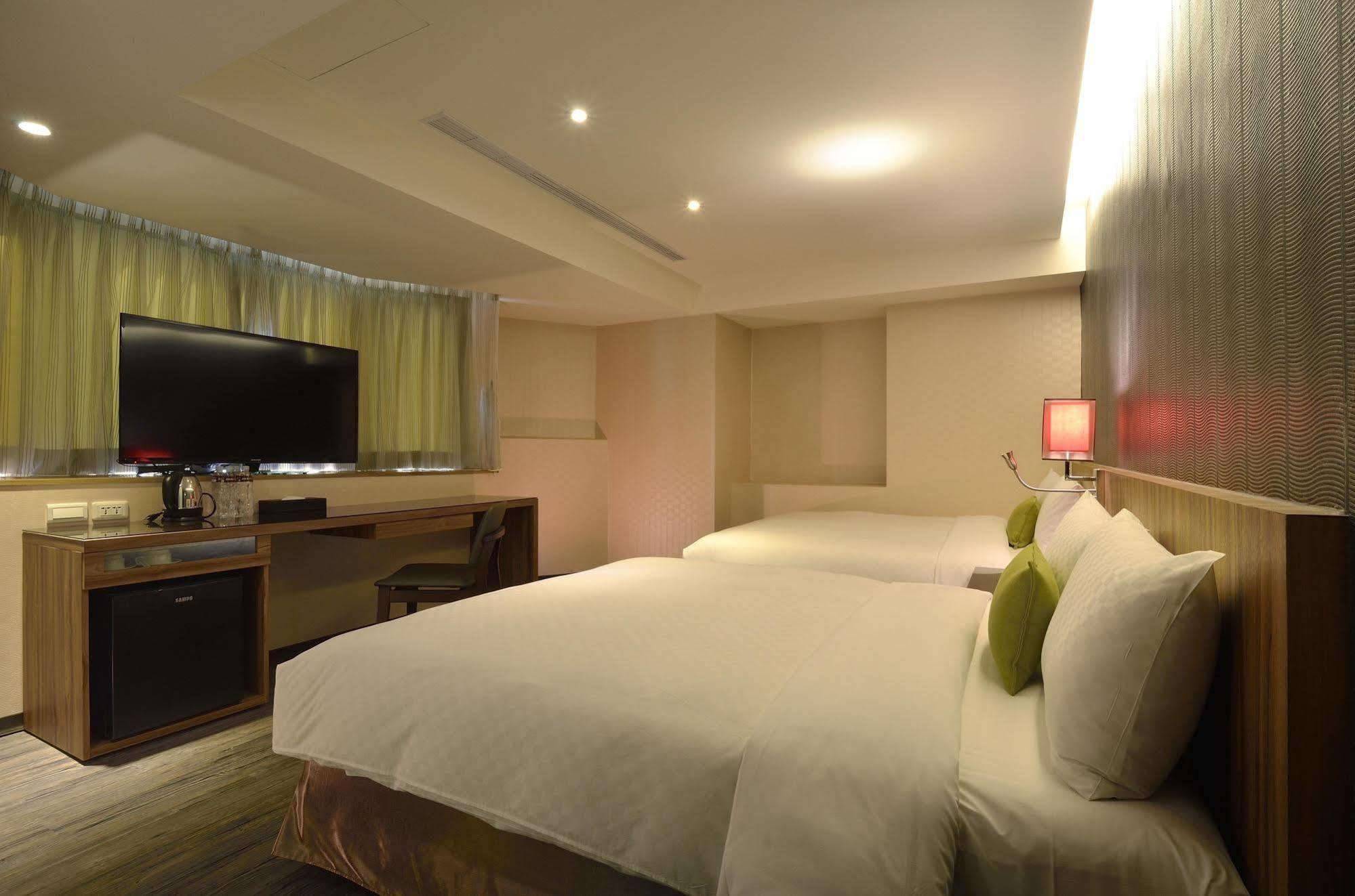 欣欣時尚旅店松山站 Inn Taipei