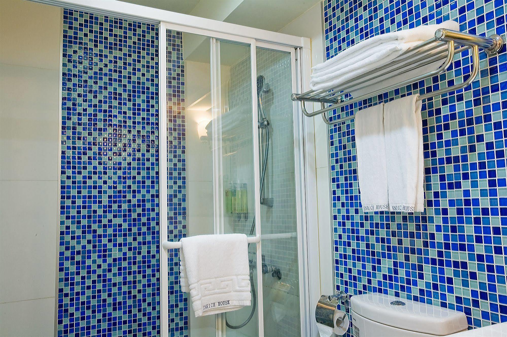 Hotel Enrich House 2*