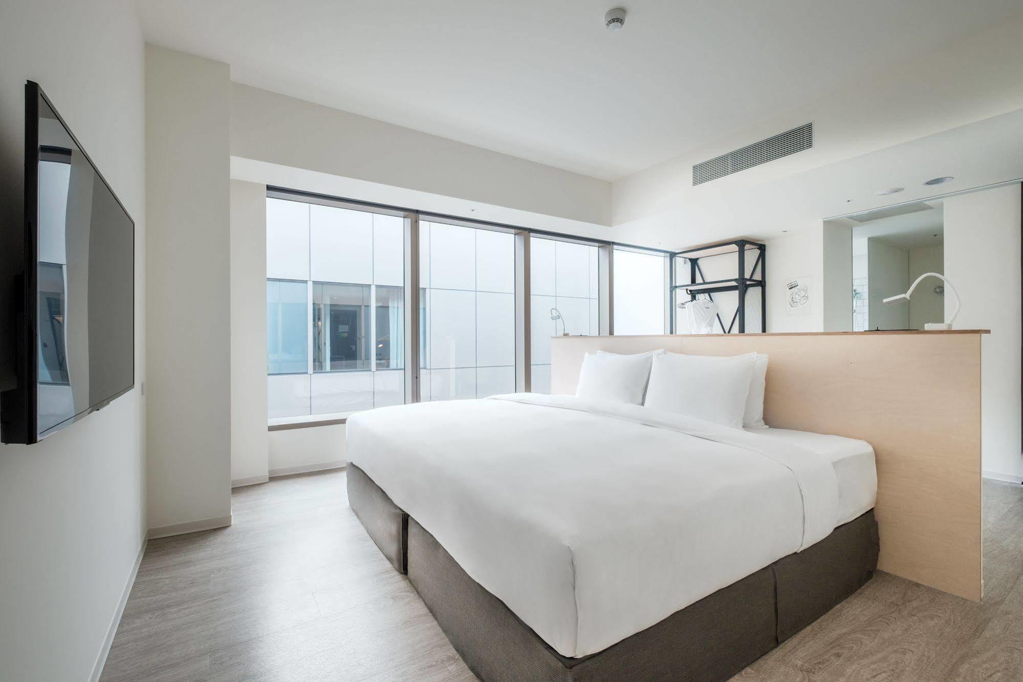 Amba Songshan Hotel 4*