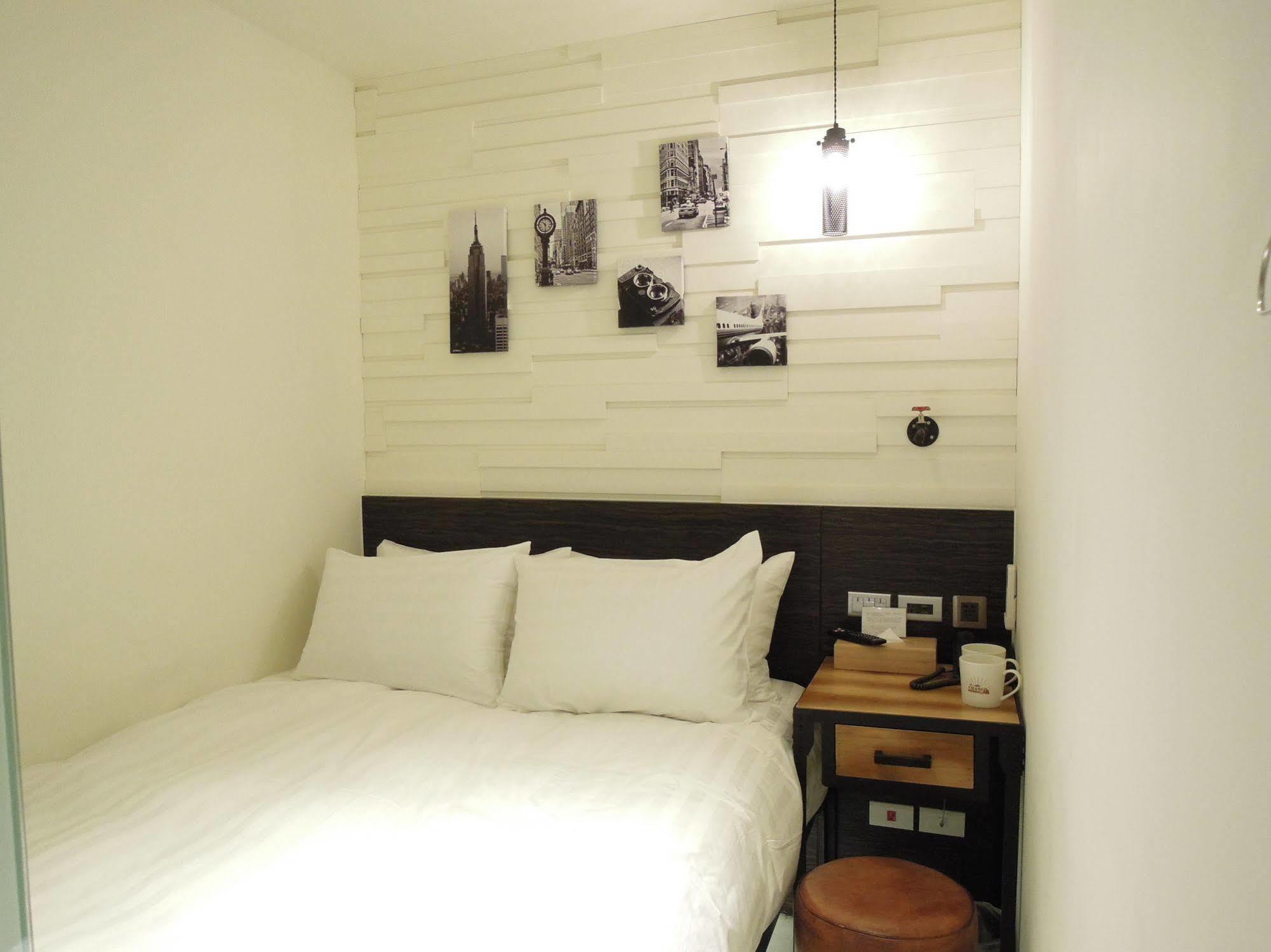 Hotel Re-change 2*