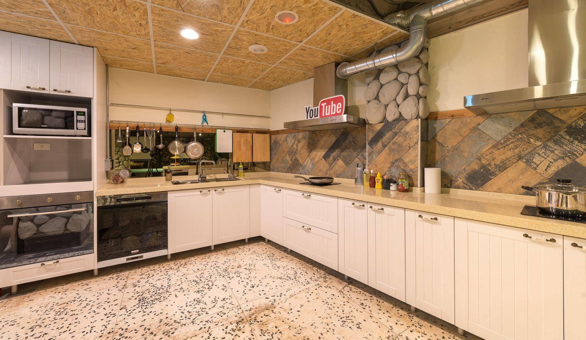 Albergue Beimen Wow Poshtel *