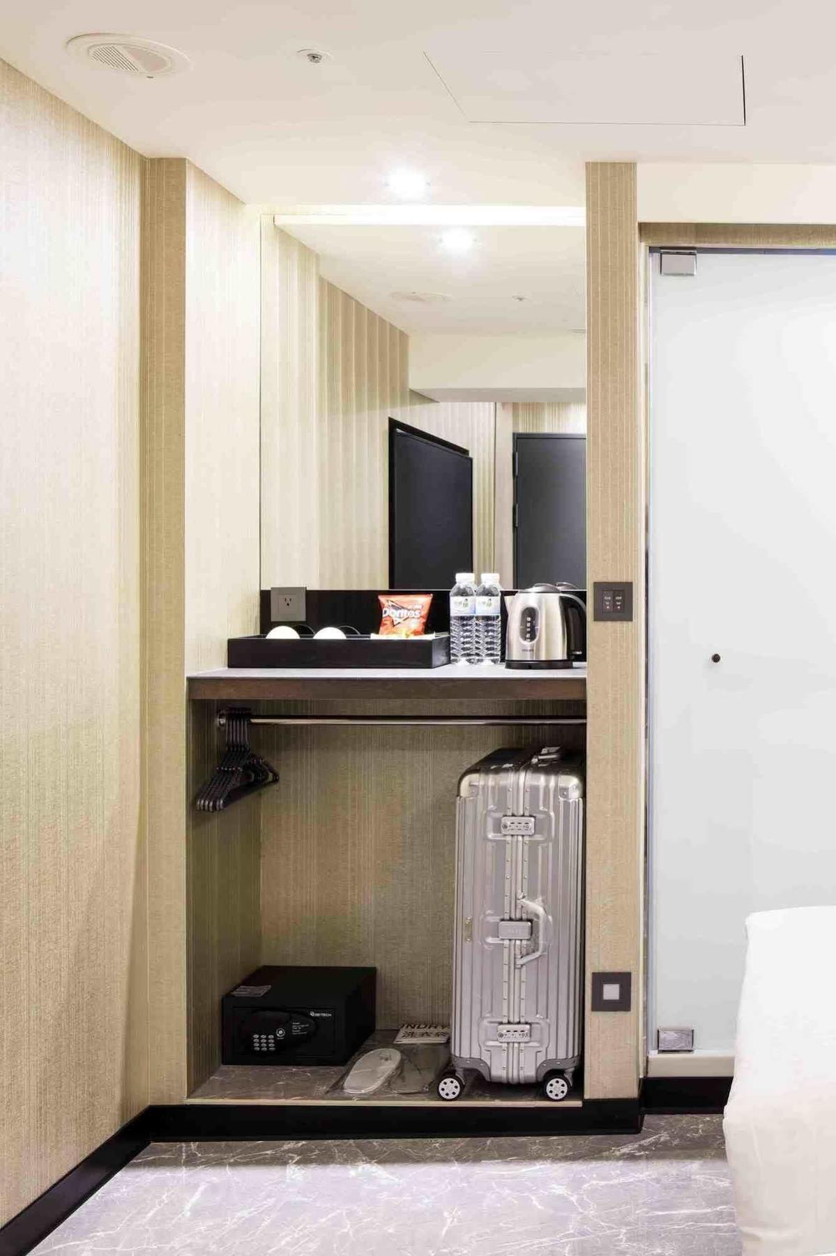 Hotel Hotel I Journey
