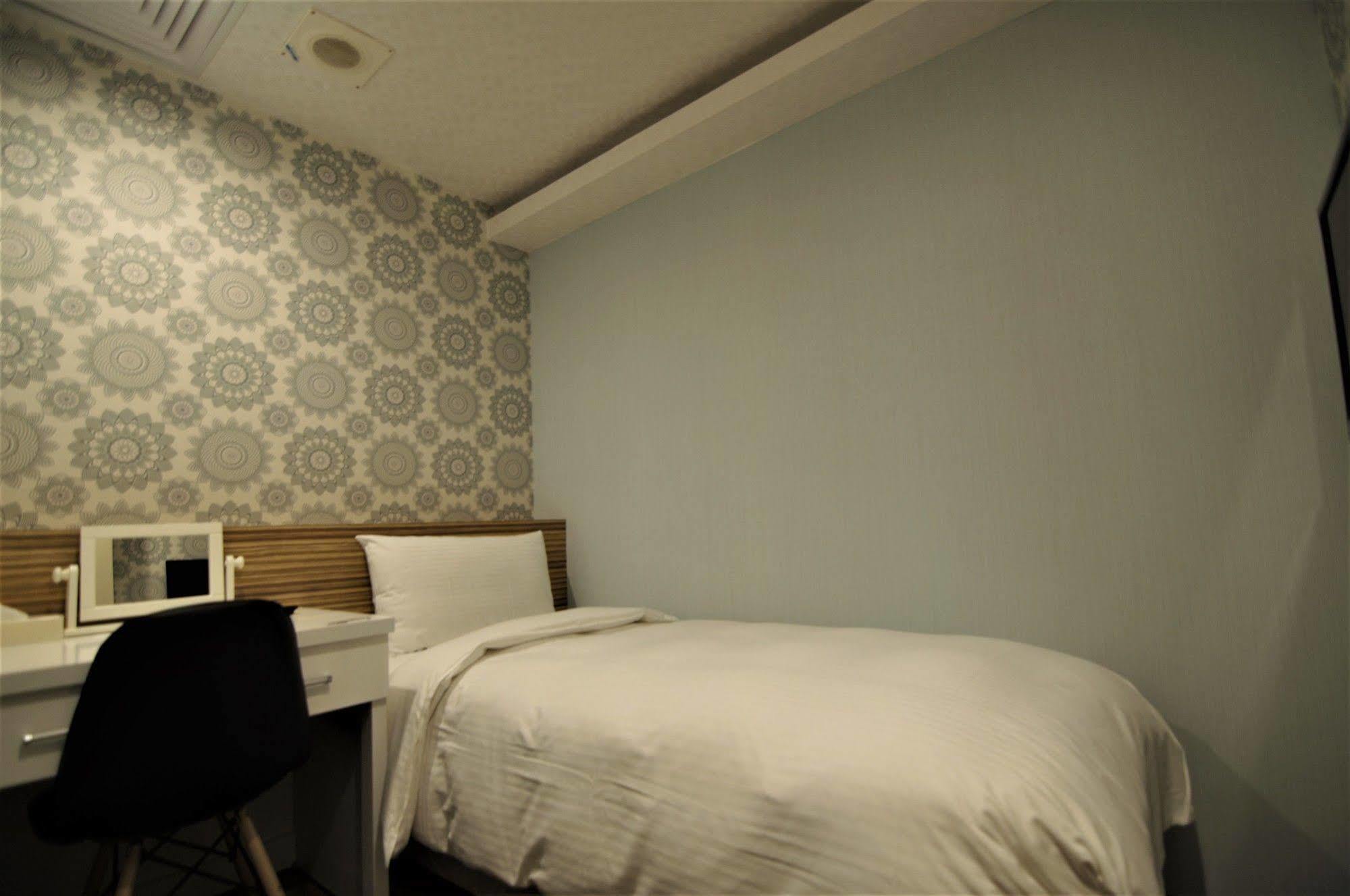 Inn 泊居旅店 Oursinn Taipei