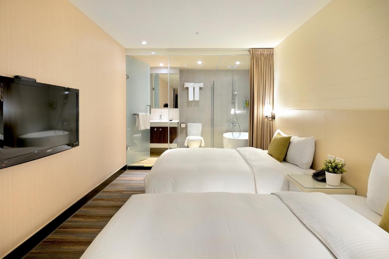 Via 3* Taipei