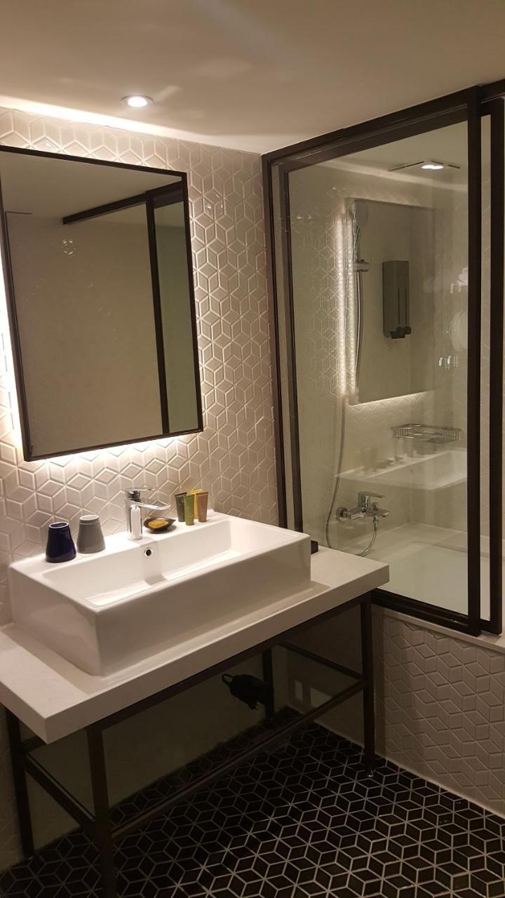 - Main Station Hotel Taipei