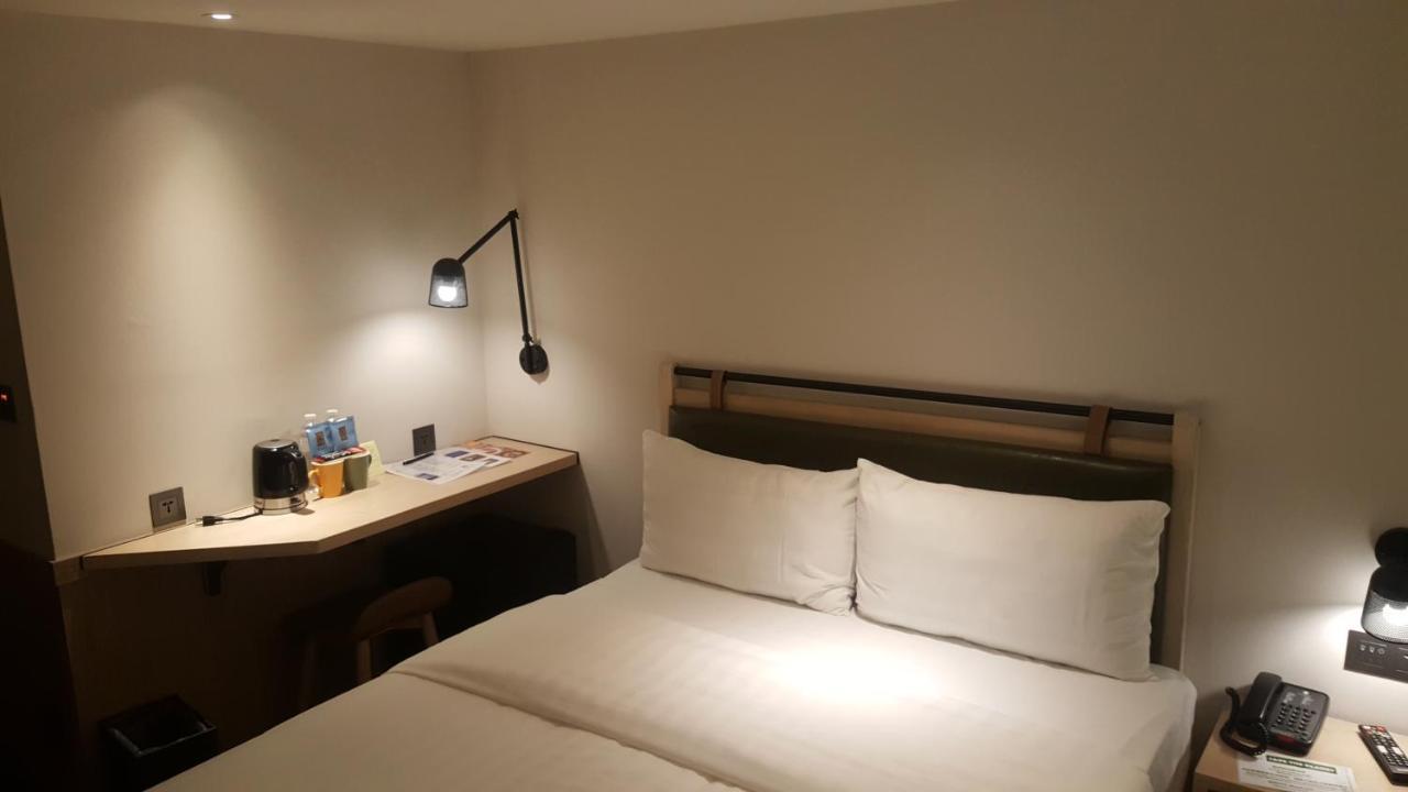 - Main Station Hotel Taipei