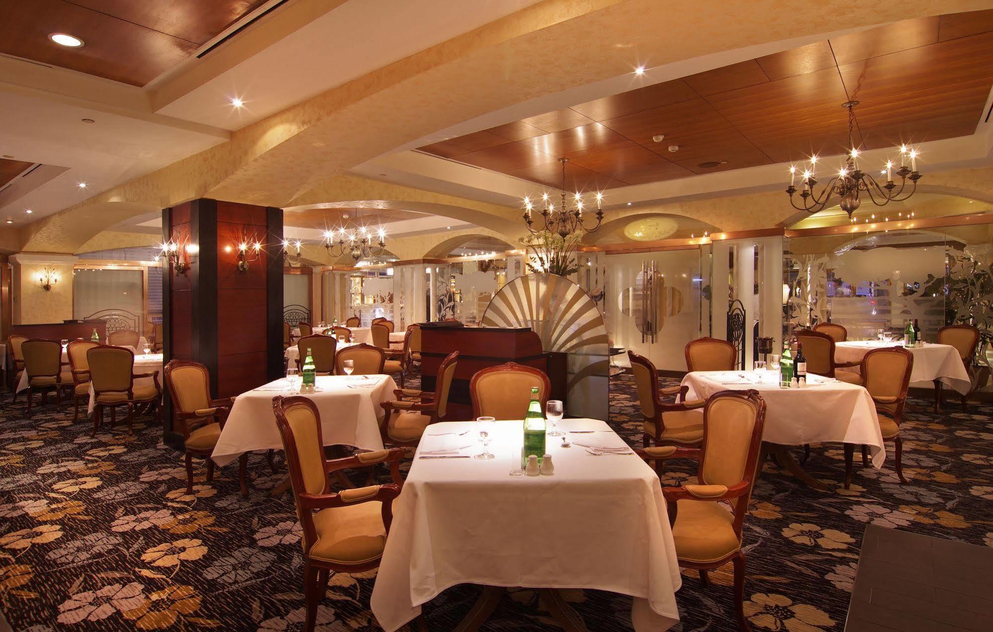 The Riviera 4* Taipei
