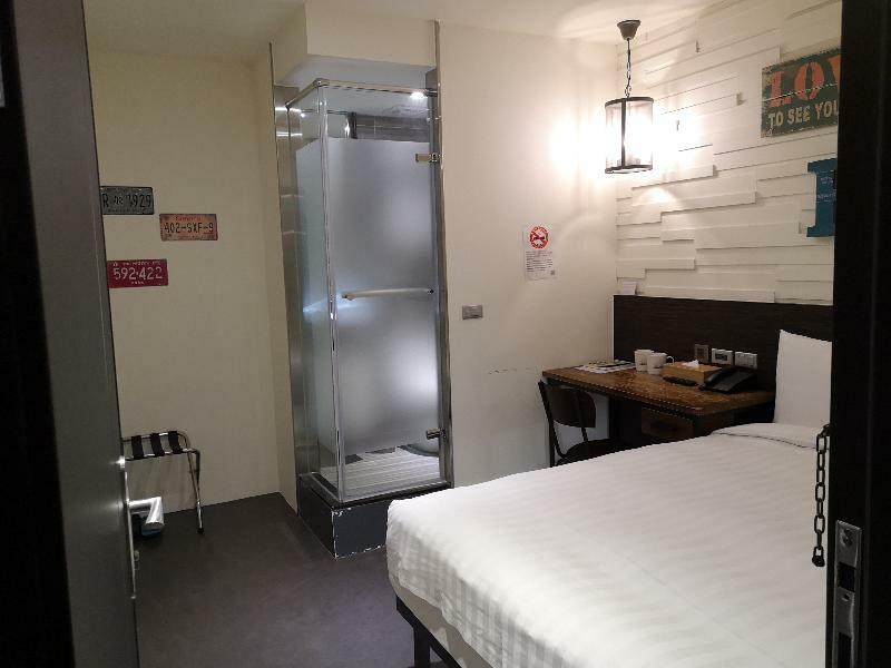 Hotel Re-change