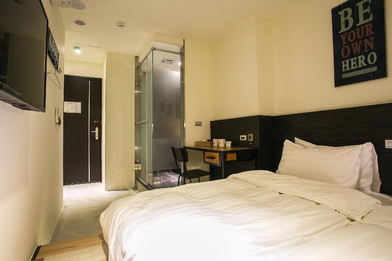 Re-change Hotel 2*