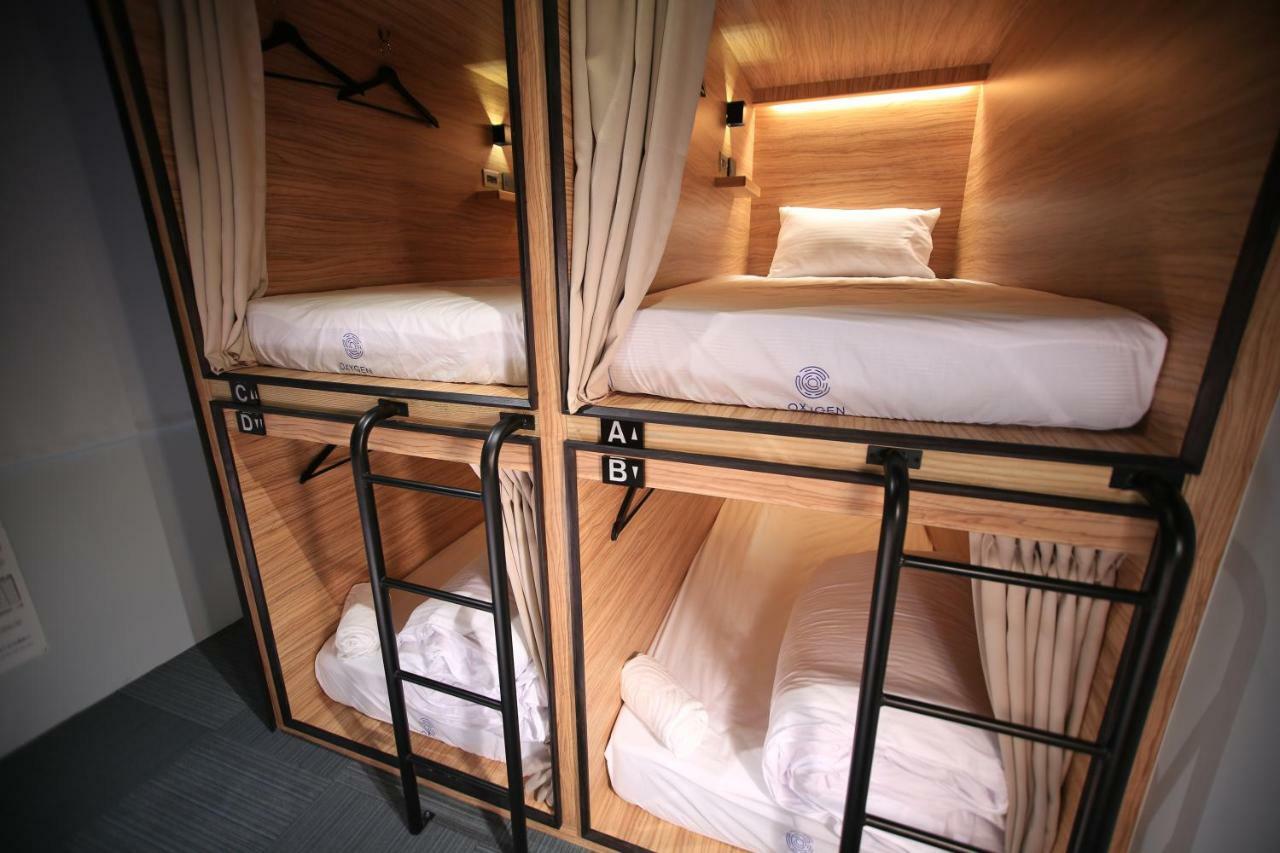 Oxygen Hostel *
