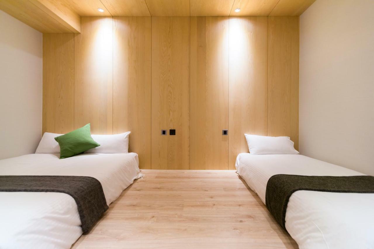 Meander Hostel *