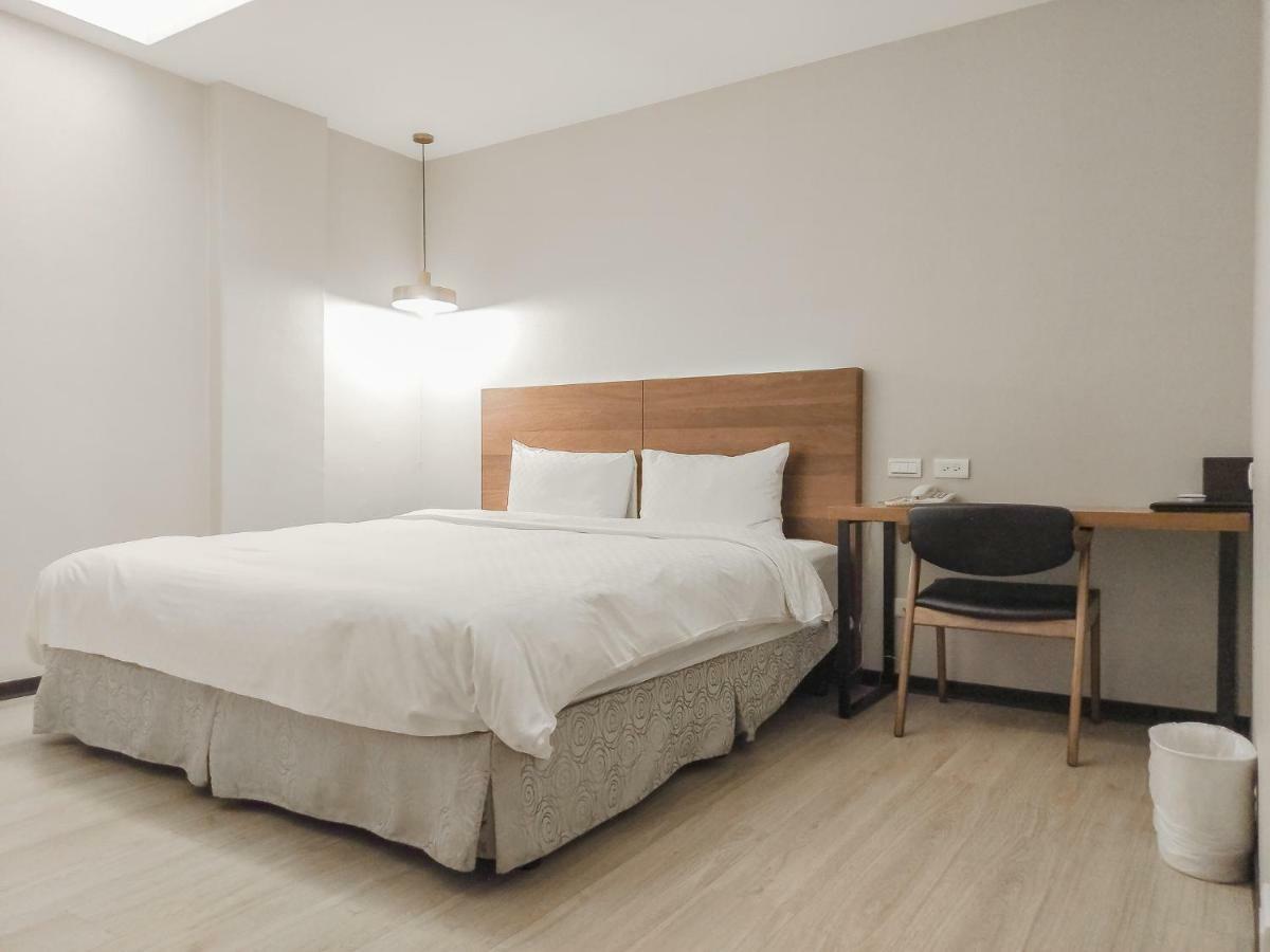 Lan Ting Business Hotel 3*