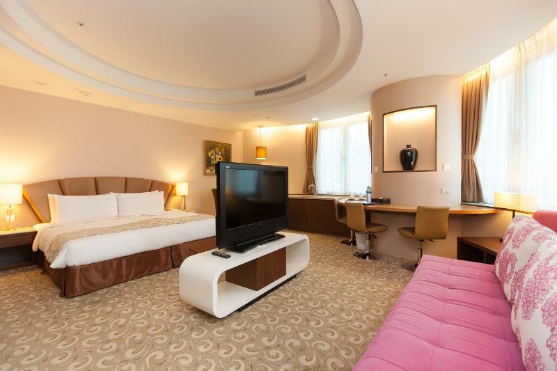 Check Select Nangang Hotel 4*