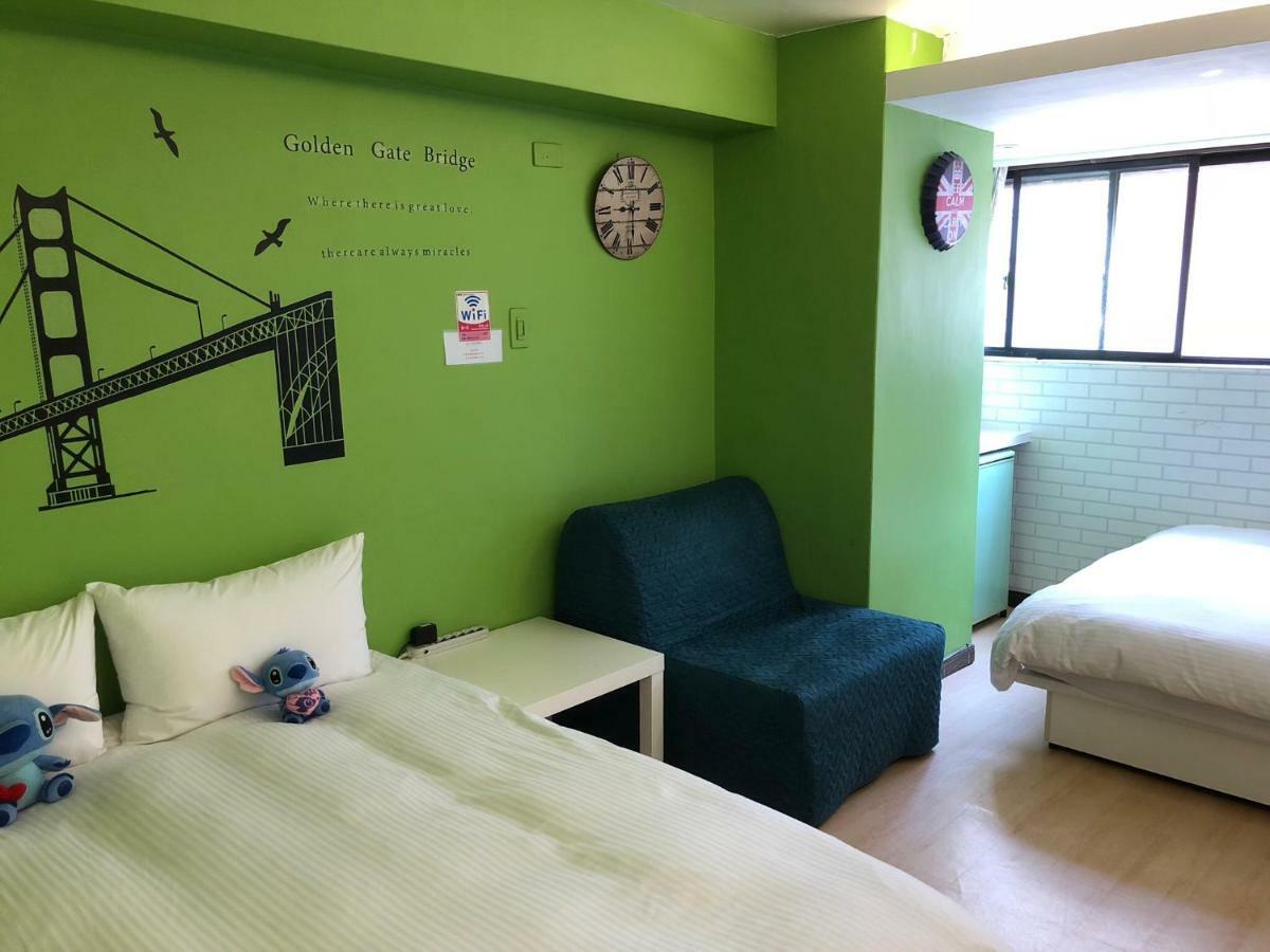 Jacky's House Ximen Homestay