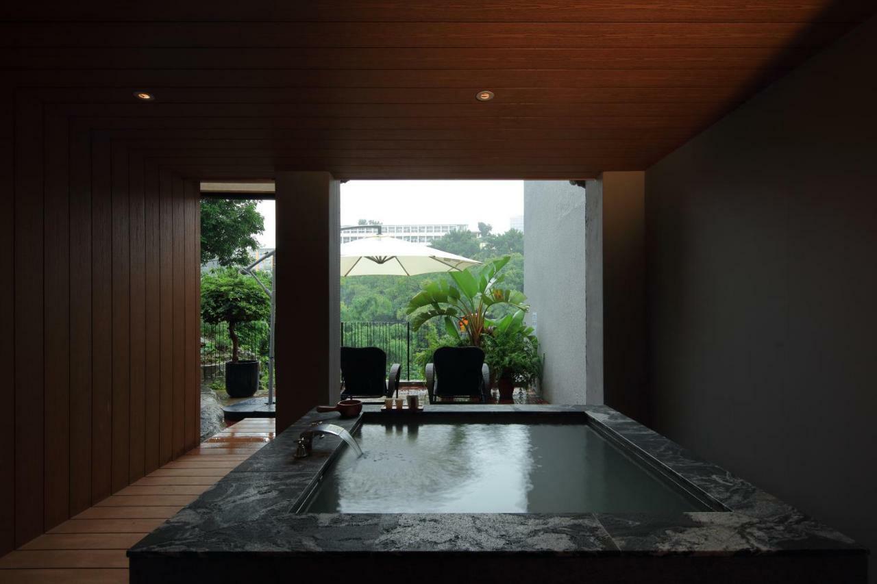 Water House Hotel