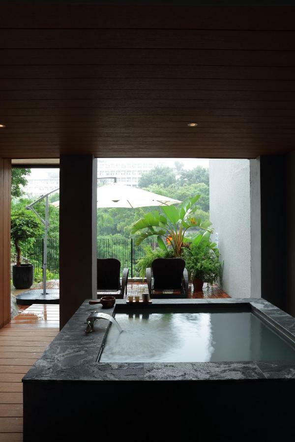 Water House Hotel 3*