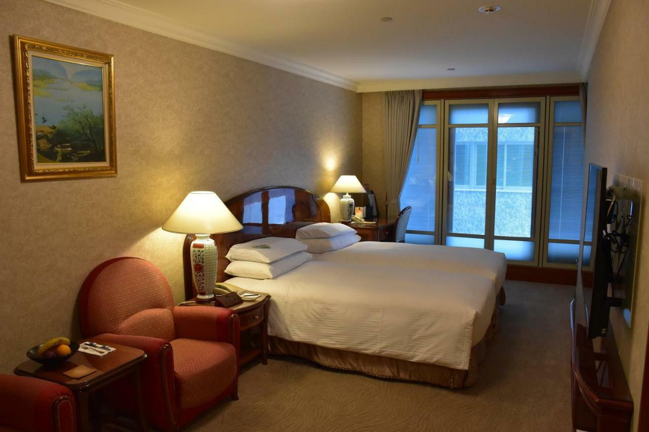 Evergreen Laurel Hotel