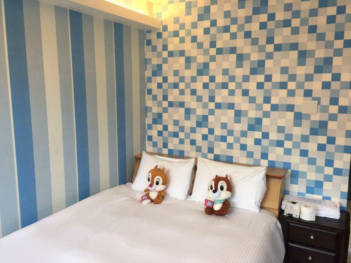 Jacky's House Ximen Homestay