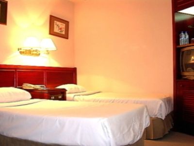 Hotel First 3*