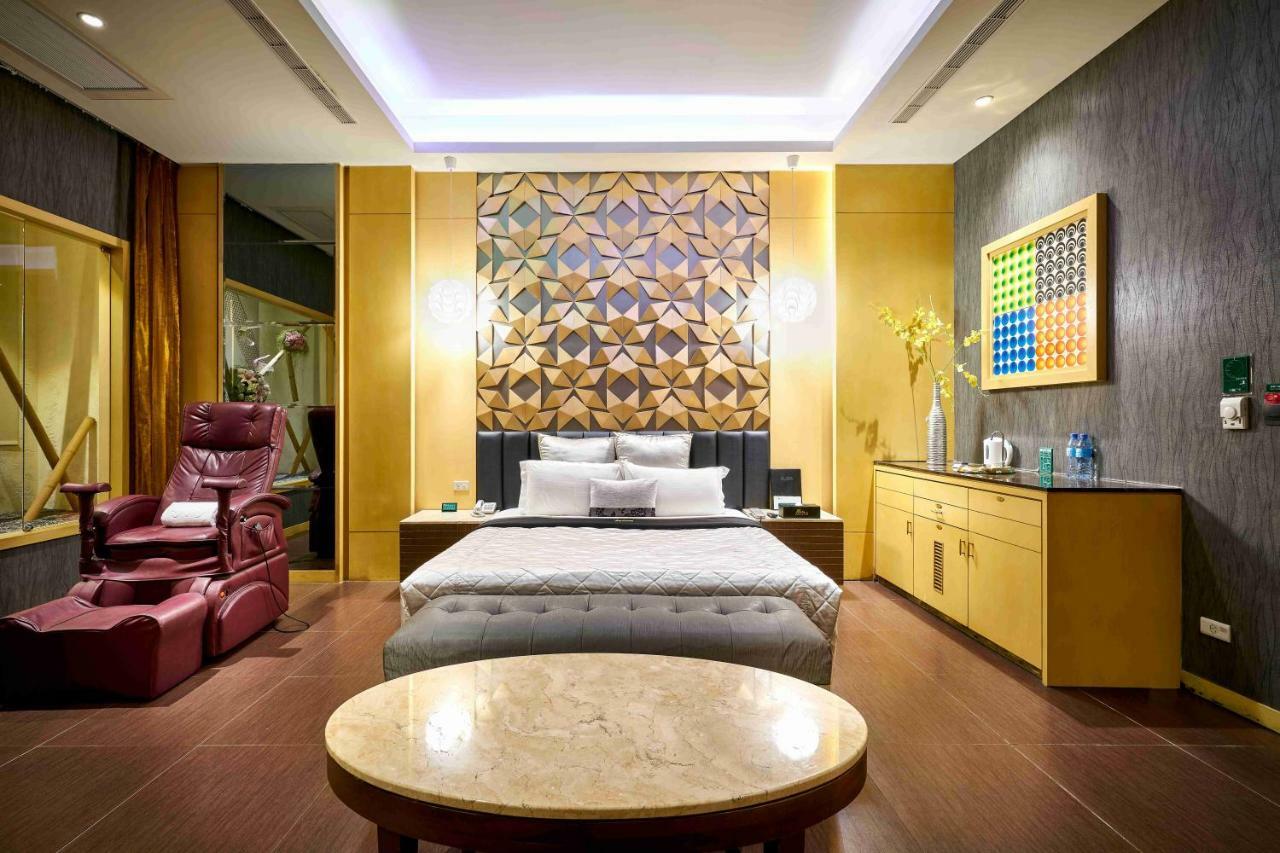 Hotel Purple Rainbow 3*