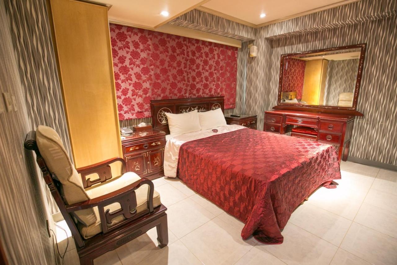 Pai Yueh Hotel 3*