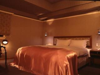 Good Life - Shang Hwa Hotel