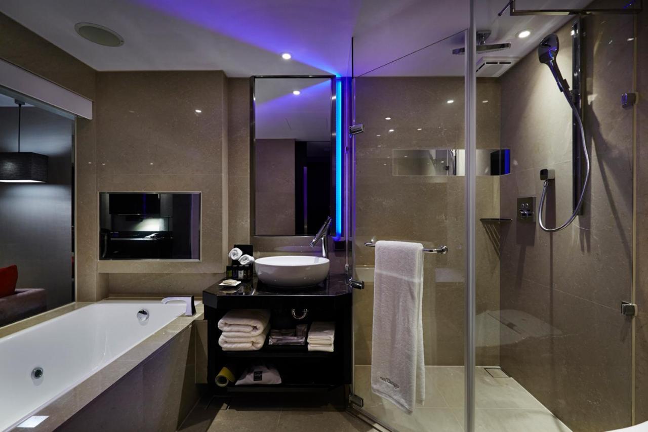 The Tango Fuhsing Hotel 4*
