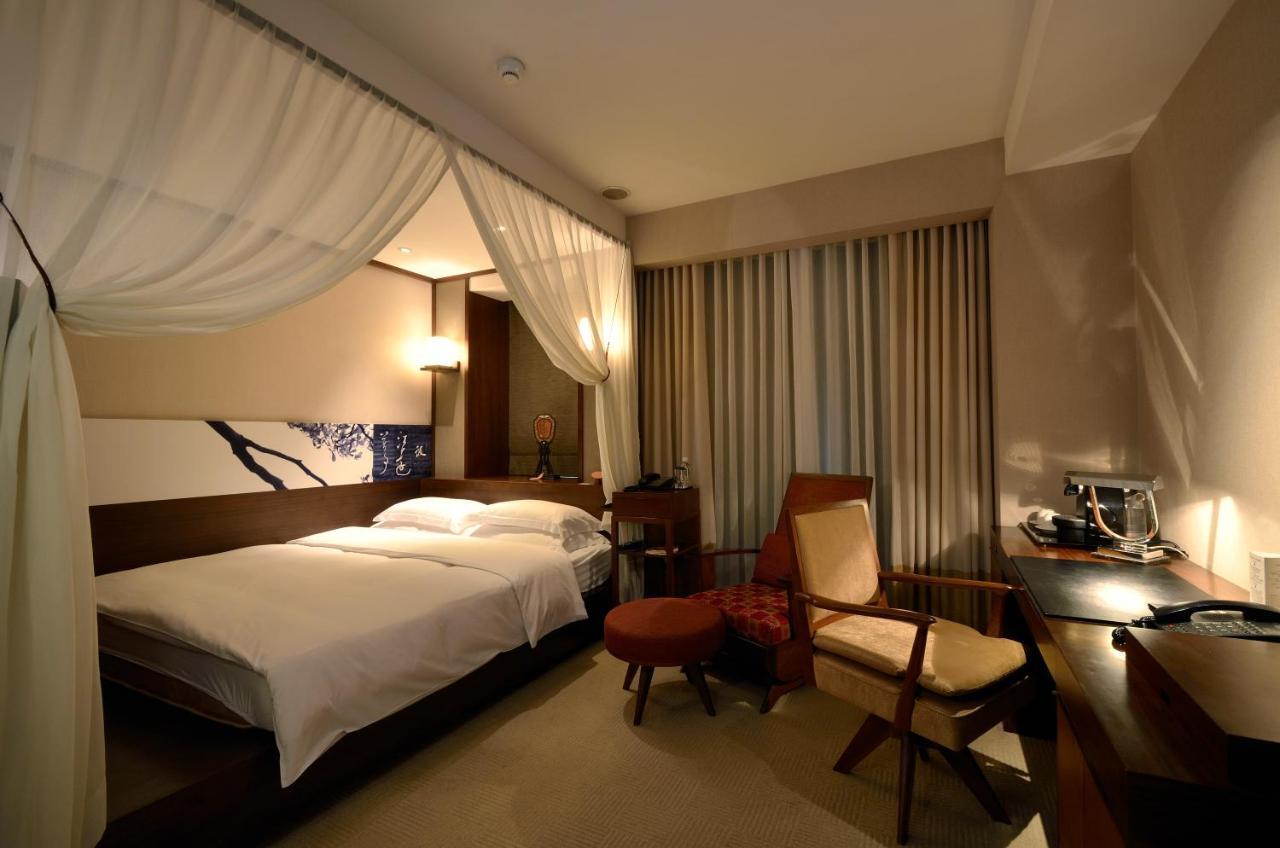 Les Ching Cheng Hotel 4*