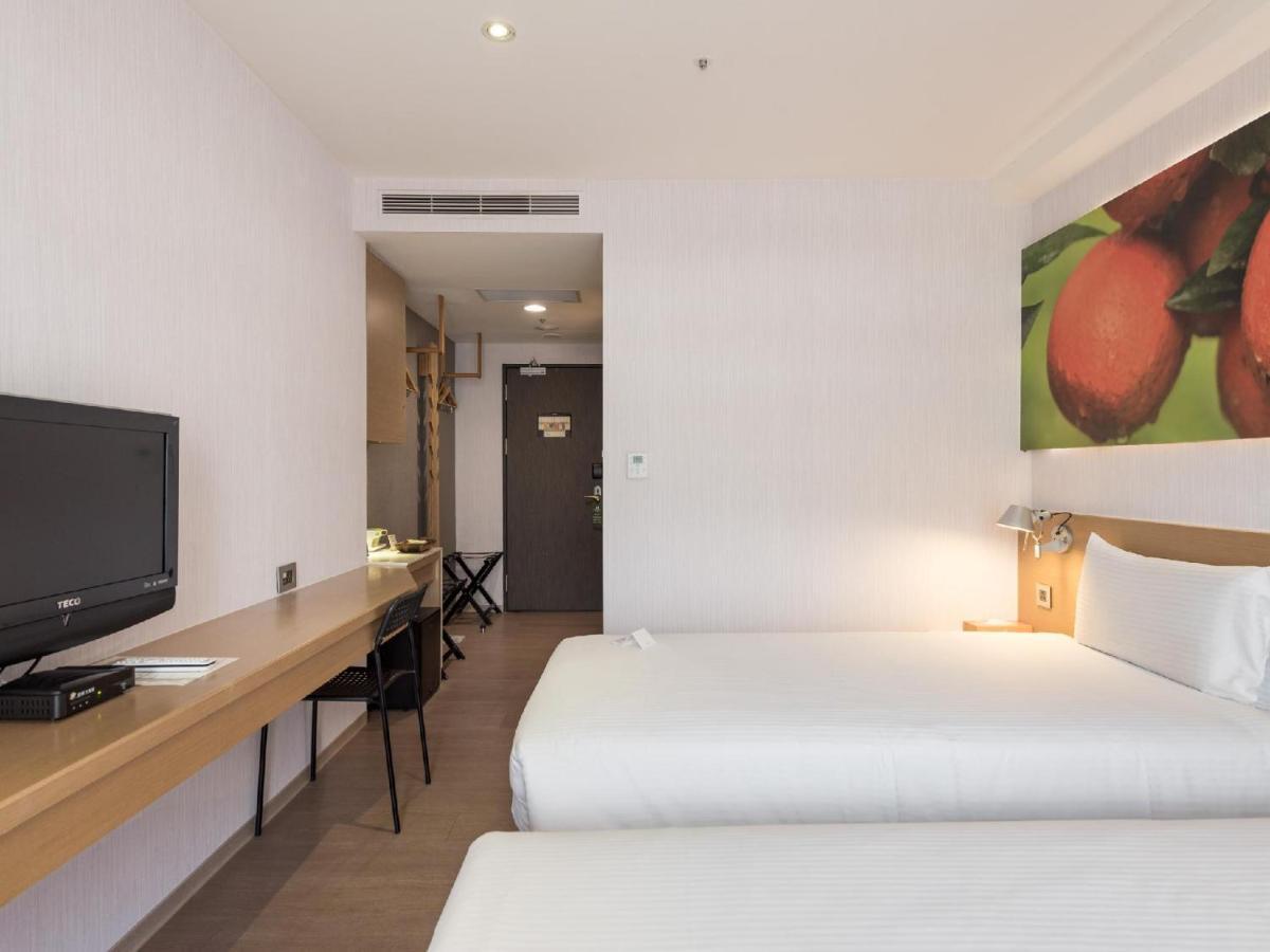 Mellow Fields Inn 4*
